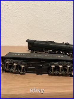 AHM/Rivarossi N & W 2-8-8-2 Engine & Tender, HO Scale