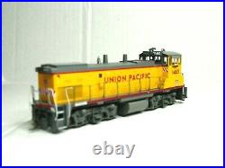 ATHEARN GENESIS HO SCALE MP15-AC LOCOMOTIVE WithSOUND & DCC UNION PACIFIC G66197