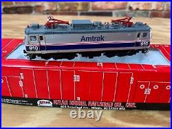 ATLAS 8583 AEM-7 Locomotive Amtrak Northeast Direct 910 HO Scale