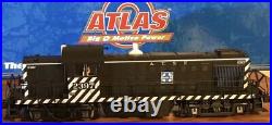 ATLAS O 3-RAIL With LIONEL TMCC SANTA FE ALCO RS-1 DIESEL ENGINE! O SCALE ZEBRA