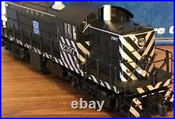 ATLAS O 3-RAIL With LIONEL TMCC SANTA FE ALCO RS-1 DIESEL ENGINE! O SCALE ZEBRA