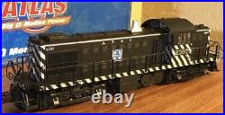 ATLAS O 3-RAIL With LIONEL TMCC SANTA FE ALCO RS-1 DIESEL ENGINE! O SCALE ZEBRA