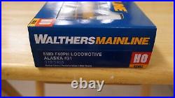 Alaska Railroad HO Scale F40PH -DCC READY Original withBox & Papers Walthers # 31