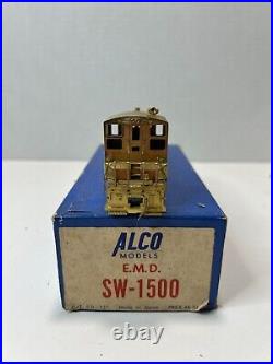Alco Models HO Scale Switch Engine EMD SW-1500 Unpainted