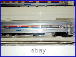 Assorted Lot Of 5 HO Scale Walthers RTR Amtrak Passenger Cars And Locomotive