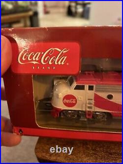 Athearn COCA-COLA F-SERIES LOCOMOTIVE engine set HO scale #8292