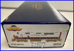 Athearn Genesis HO Scale RTR Southern Pacific Bicentennial GP40P-2 Engine #3197