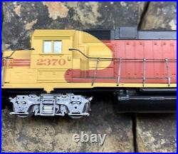 Athearn HO Scale Sante Fe Merger Engine Train. #2370