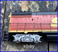 Athearn HO Scale Sante Fe Merger Engine Train. #2370