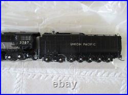 Athearn-n-scale- Challenger 4-6-6-4- Union Pacific 3707-w Sound-steam Locomotive