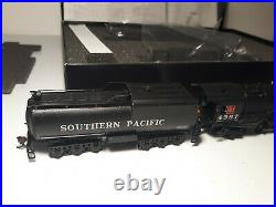 Bachmann Spectrum 4-8-2 Mountain Steam Locomotive Southern Pacific HO Scale