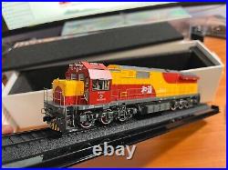 Charming China Railway HXN5B Diesel Locomotive #0045 DC Version HO scale