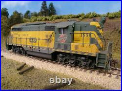 Custom Weathered Chicago & North Western Athearn HO Scale GP 7 #1556 withDCC