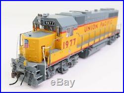 HO Scale Atlas Master 8998 UP Union Pacific GP38 Diesel Locomotive #1977 with DCC
