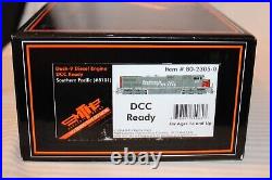 HO Scale MTH, Dash-9 Diesel Locomotive, Southern Pacific, Gray, #8101
