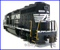 HO Scale Model Railroad Trains Norfolk Southern GP-40 Locomotive DCC Sound 66305