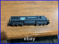 HO Scale Rivarossi GE U25C Diesel Locomotive Penn Central #6513 DCC/Sound