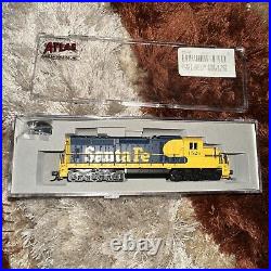 HO Scale Santa Fe EMD SD-24 Diesel Engine #4526