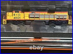 HO scale MTH GP38-2 Chessie System locomotive 4801 with DCC and Proto sound 3.0