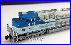 KATO 176-8411 Union Pacific George Bush SD70ACe Diesel Locomotive 4141 N Scale
