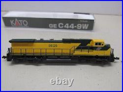 Kato Chicago Northwestern C44-9w Powered Locomotive # 8626 N Scale