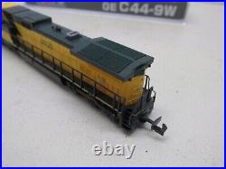 Kato Chicago Northwestern C44-9w Powered Locomotive # 8626 N Scale