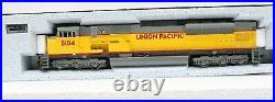 Kato Ho Scale Emd Sd90/43mac Locomotive Union Pacific 37-6354 #8104