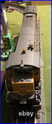 LIONEL O Scale UNION PACIFIC U30C Diesel Locomotive Engine #2918 6-38419