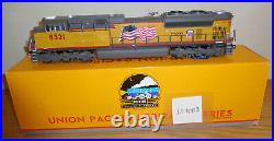 MTH 20-2774-1 UNION PACIFIC SD70ACe FLAG LOCOMOTIVE DIESEL ENGINE O SCALE TRAIN