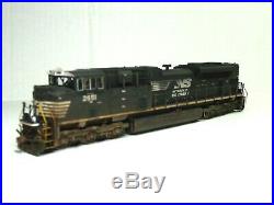 Mikes Train House Ho Scale Sd70m-2 Loco Sound/dcc Norfolk & Southern 80-2015-1