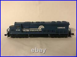 N Scale 2 Locomotive Set with Knuckle Couplers & Weathering Great Condition