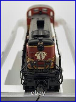 N Scale Atlas No. 40003041 Boston & Maine B&M #1542 RS-3 Diesel Locomotive