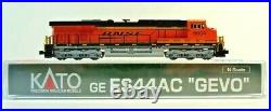 N Scale Kato BNSF ES44AC #5804 Diesel Engine Locomotive 176-8905 DCC Ready