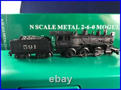 N-Scale Steam Locomotive withTender Metal 2-6-0 Mogul