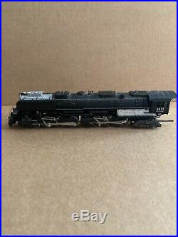 Rivarossi HO Scale Union Pacific 4-6-6-4 Challenger Steam Locomotive #3977