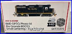 Scale Trains HO Scale #SXT33372 EMD GP30 Phase Id Diesel Locomotive D&RGW LNIB