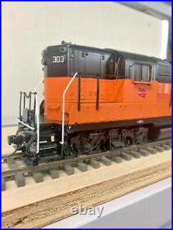 Sunset 3rd rail 2 rail o scale Milwaukee GP9 diesel locomotive EMD CRIP