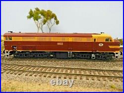 TrainOrama, 44 Class Locomotive, HO Scale, ORIGINAL INDIAN RED, 4403