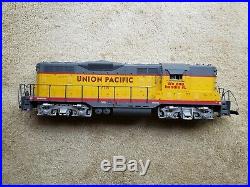 USA Trains G Scale Union Pacific #718 EMD GP7 & GP9 Diesel Locomotive