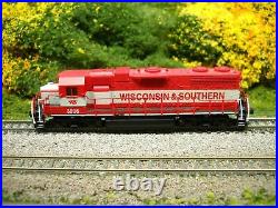 Wisconsin Southern Railroad, N-Scale Atlas GP38 Wisconsin Southern 3806 with DCC