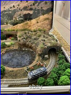 Z-Scale Briefcase Scenic Train Layout With Rokuhan Locomotive And Controller